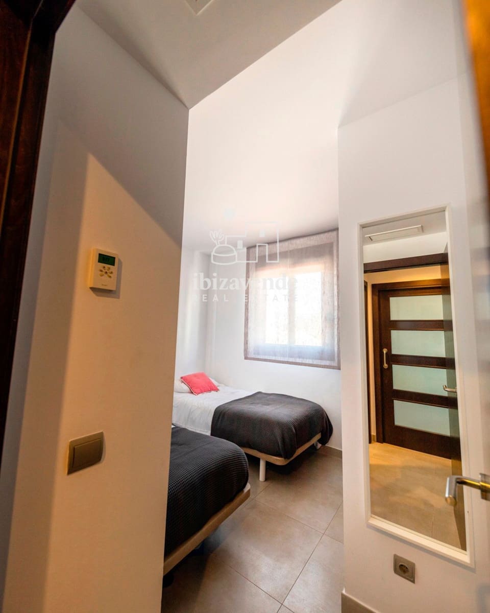 3 quarto Apartamento para arrendar em Nuestra Senora de Jesus com garagem - 4 500 € (Ref: 9453517)