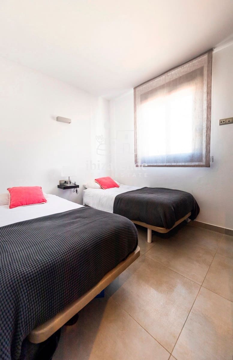 3 quarto Apartamento para arrendar em Nuestra Senora de Jesus com garagem - 4 500 € (Ref: 9453517)