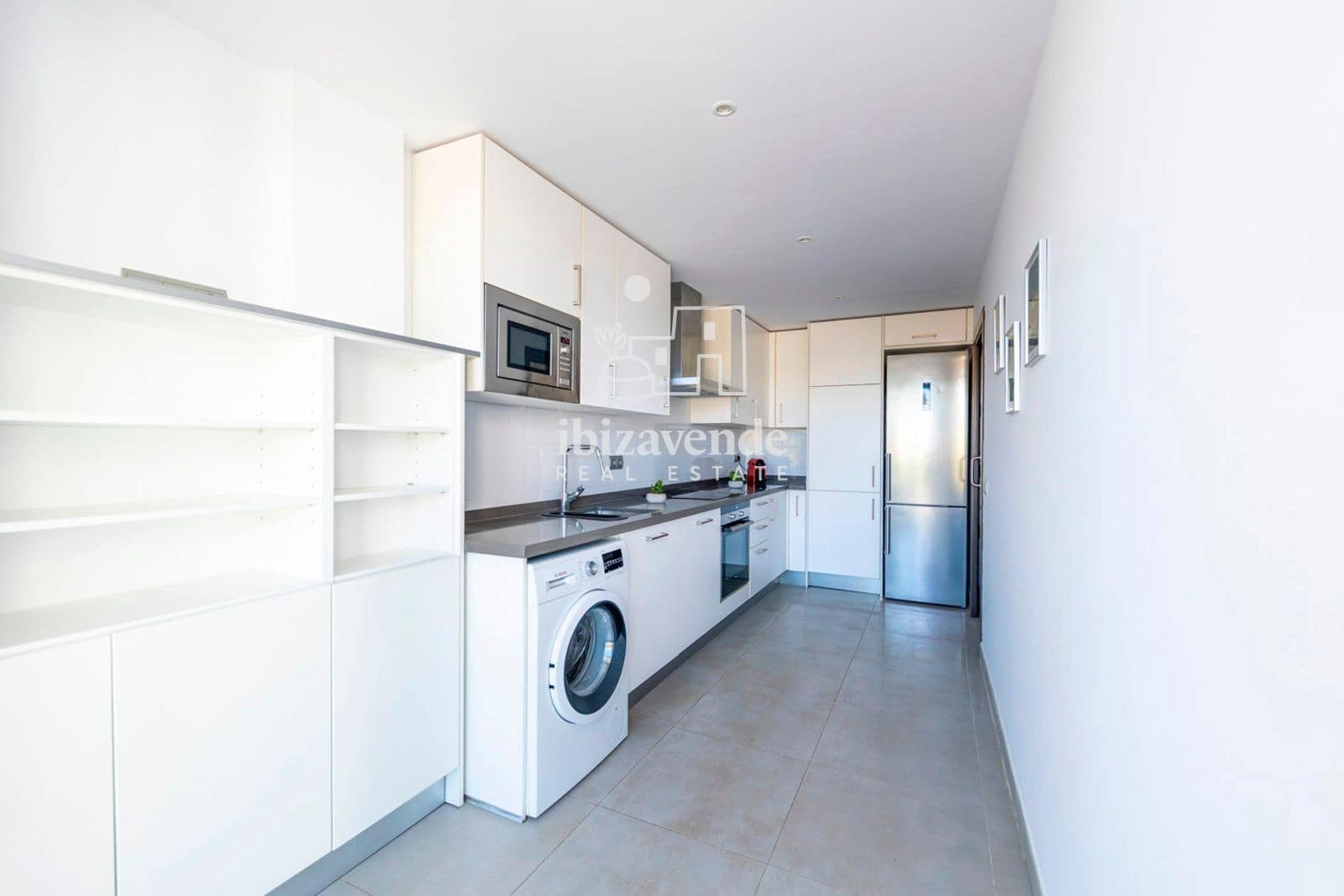 3 quarto Apartamento para arrendar em Nuestra Senora de Jesus com garagem - 4 500 € (Ref: 9453517)