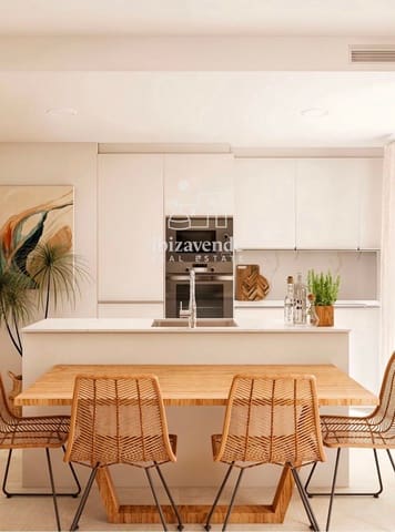 Ático de 3 habitaciones en Ibiza / Eivissa ciudad en venta con piscina garaje - 705.000 € (Ref: 9455666)