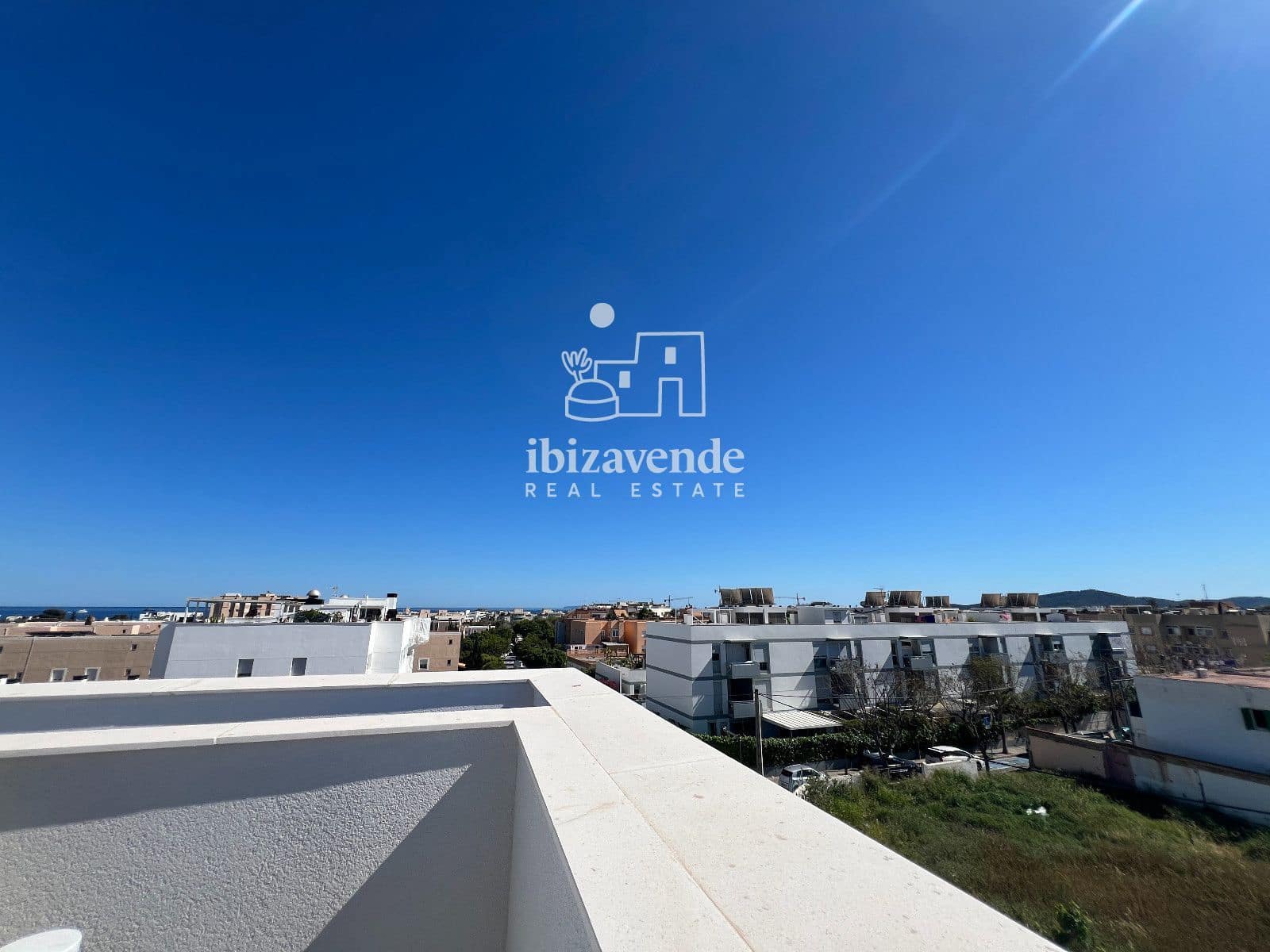 3 bedroom Penthouse for sale in Ibiza / Eivissa town with pool garage - € 698,000 (Ref: 9455666)