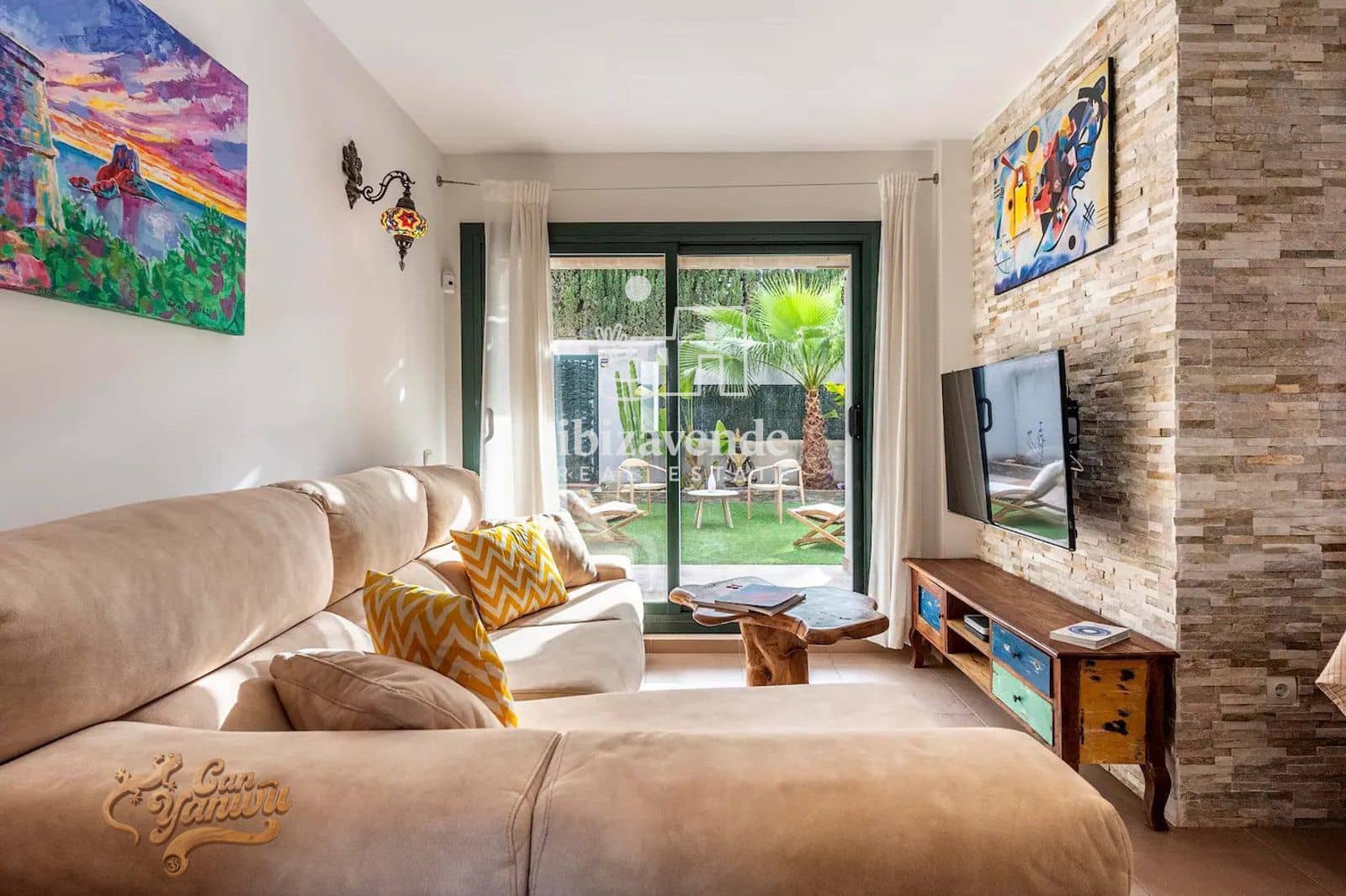 Chalet de 3 habitaciones en Cala Tarida en alquiler con piscina garaje - 4.500 € (Ref: 9469983)