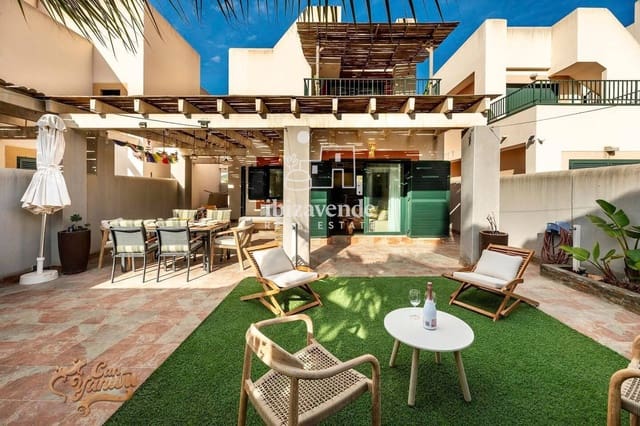 Chalet de 3 habitaciones en Cala Tarida, San Jose / Sant Josep de Sa Talaia en alquiler con piscina garaje - 4.500 € (Ref: 9469983)