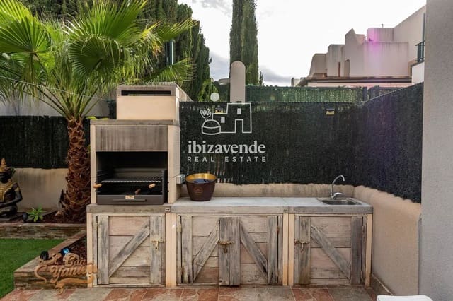 Chalet de 3 habitaciones en Cala Tarida, San Jose / Sant Josep de Sa Talaia en alquiler con piscina garaje - 4.500 € (Ref: 9469983)