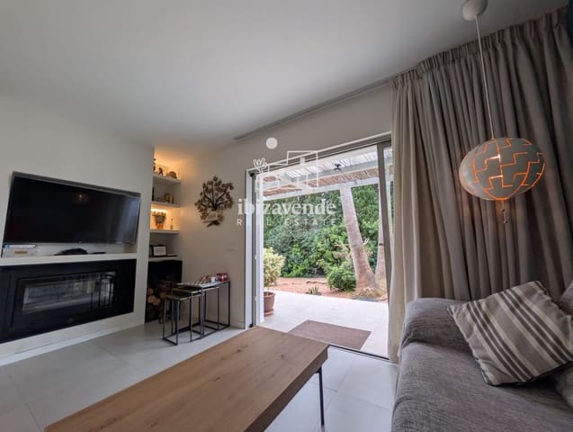 3 bedroom Villa for rent in Sant Mateu d'Albarca, Sant Antoni de Portmany with pool garage - € 8,000 (Ref: 9470028)