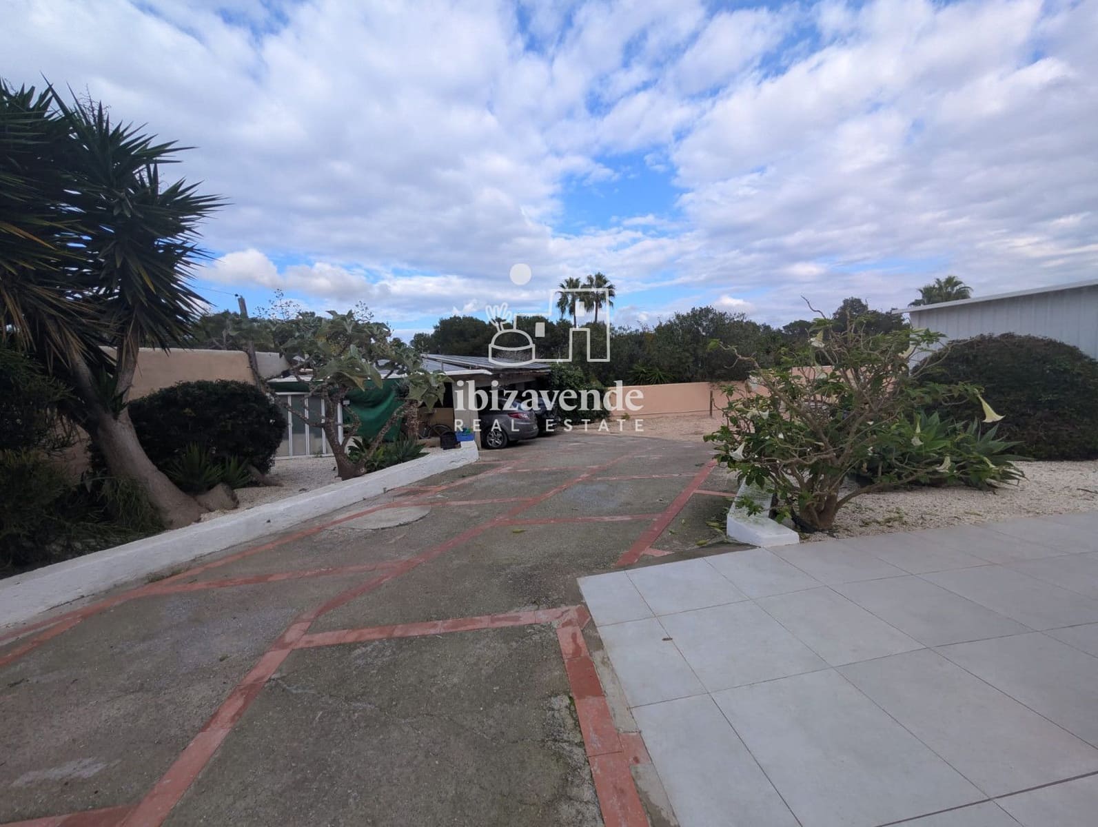 3 bedroom Villa for rent in Sant Mateu d'Albarca with pool garage - € 8,000 (Ref: 9470028)