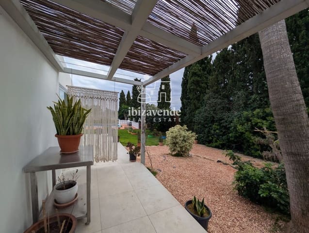 3 bedroom Villa for rent in Sant Mateu d'Albarca, Sant Antoni de Portmany with pool garage - € 8,000 (Ref: 9470028)