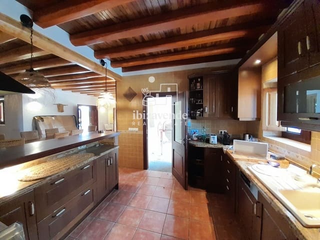 Chalet de 3 habitaciones en San Miguel / Sant Miquel de Balansat, Sant Joan de Labritja en venta con piscina - 3.128.000 € (Ref: 9482396)