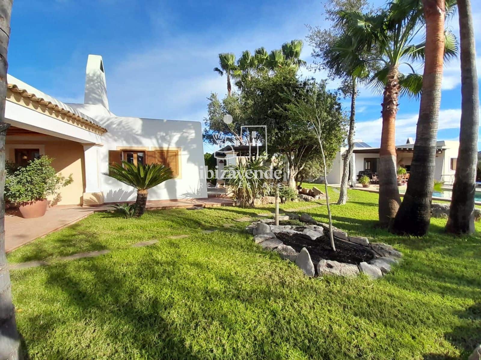 Chalet de 3 habitaciones en San Miguel / Sant Miquel de Balansat en venta con piscina - 3.128.000 € (Ref: 9482396)