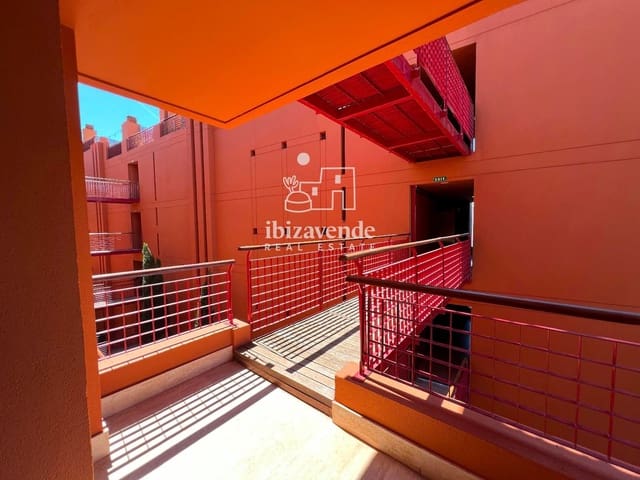 3 soverom Leilighet til leie i Roca Llisa, Santa Eulalia / Santa Eularia med svømmebasseng garasje - € 3 900 (Ref: 9483924)