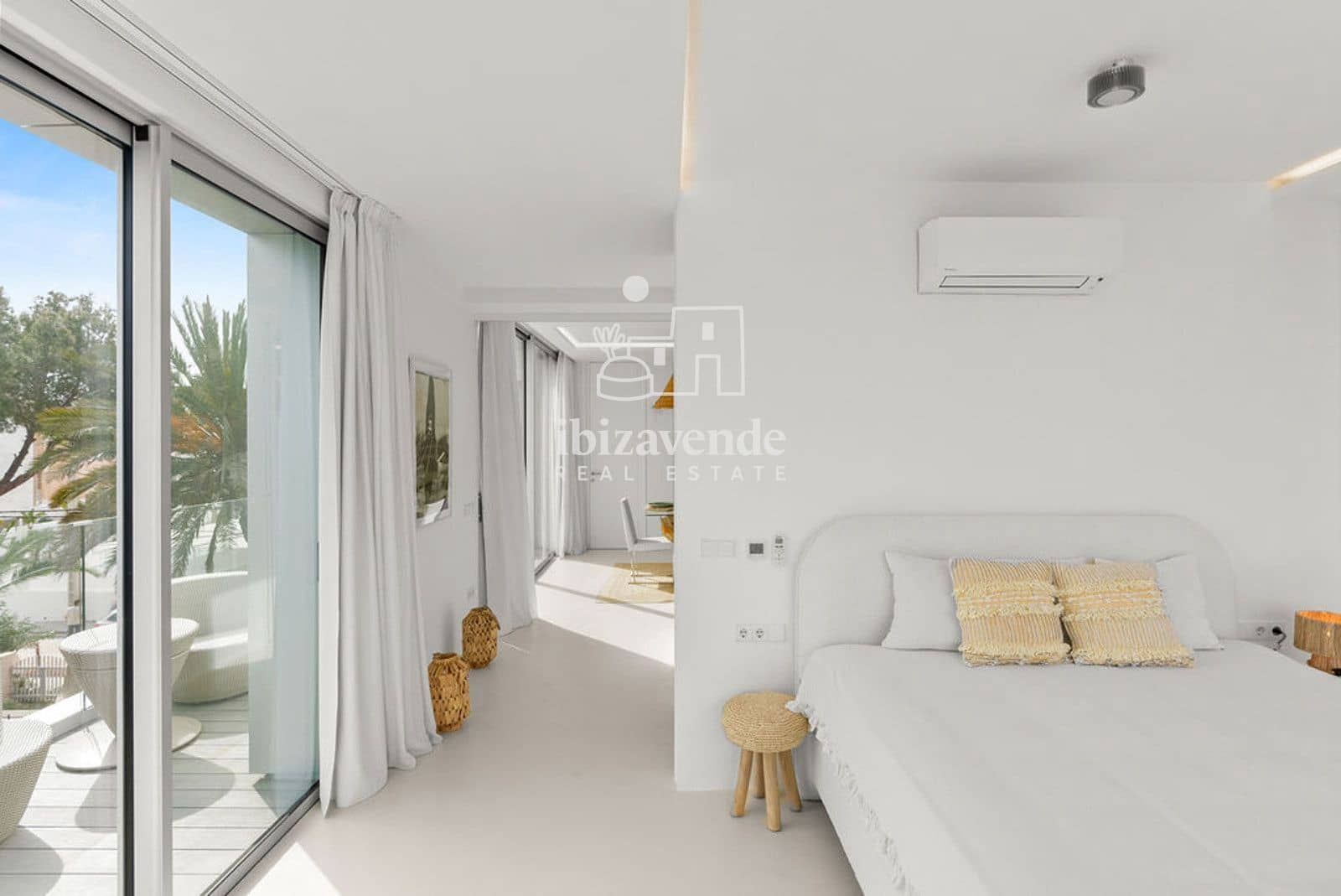 5 sovrum Villa till salu i Ibiza stad med pool garage - 4 850 000 € (Ref: 9495142)