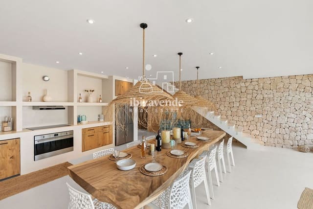 5 sovrum Villa till salu i Ibiza stad med pool garage - 4 850 000 € (Ref: 9495142)