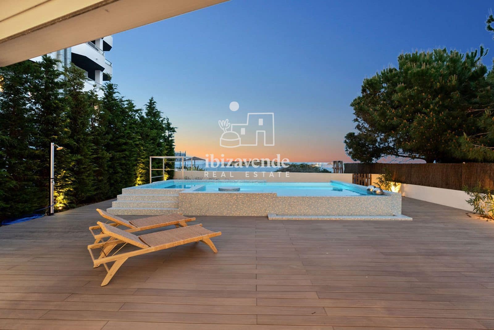 5 sovrum Villa till salu i Ibiza stad med pool garage - 4 850 000 € (Ref: 9495142)