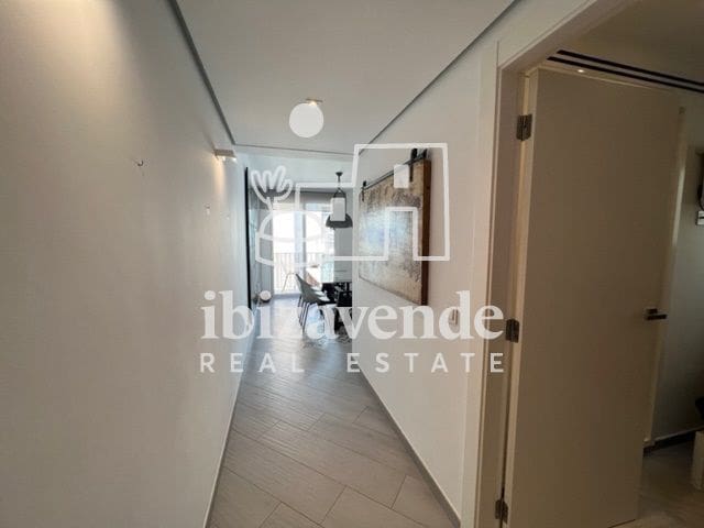 2 bedroom Flat for sale in Ibiza / Eivissa town with garage - € 520,000 (Ref: 9500344)