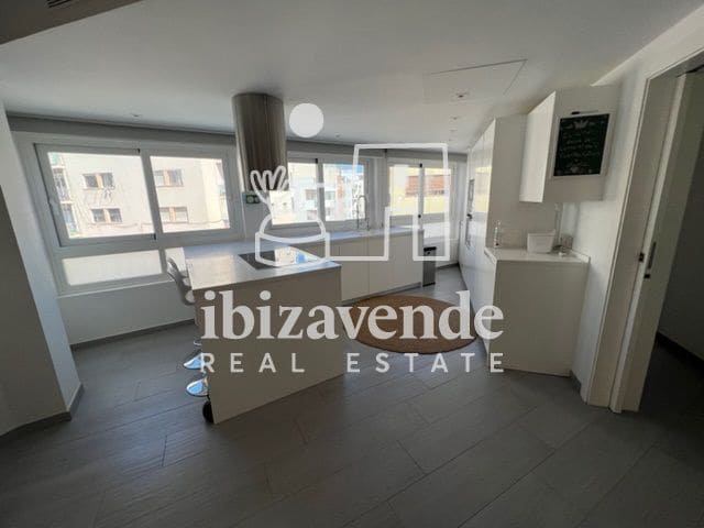 2 bedroom Flat for sale in Ibiza / Eivissa town with garage - € 520,000 (Ref: 9500344)