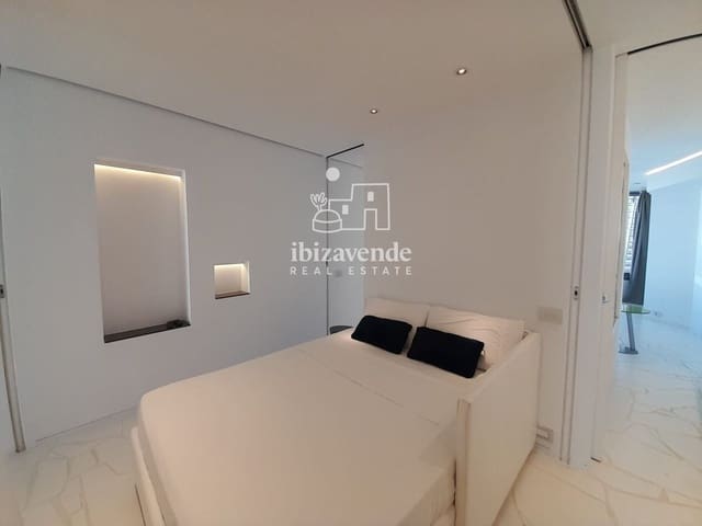 1 slaapkamer Flat te koop in Ibiza dorp met zwembad garage - € 820.000 (Ref: 9500603)
