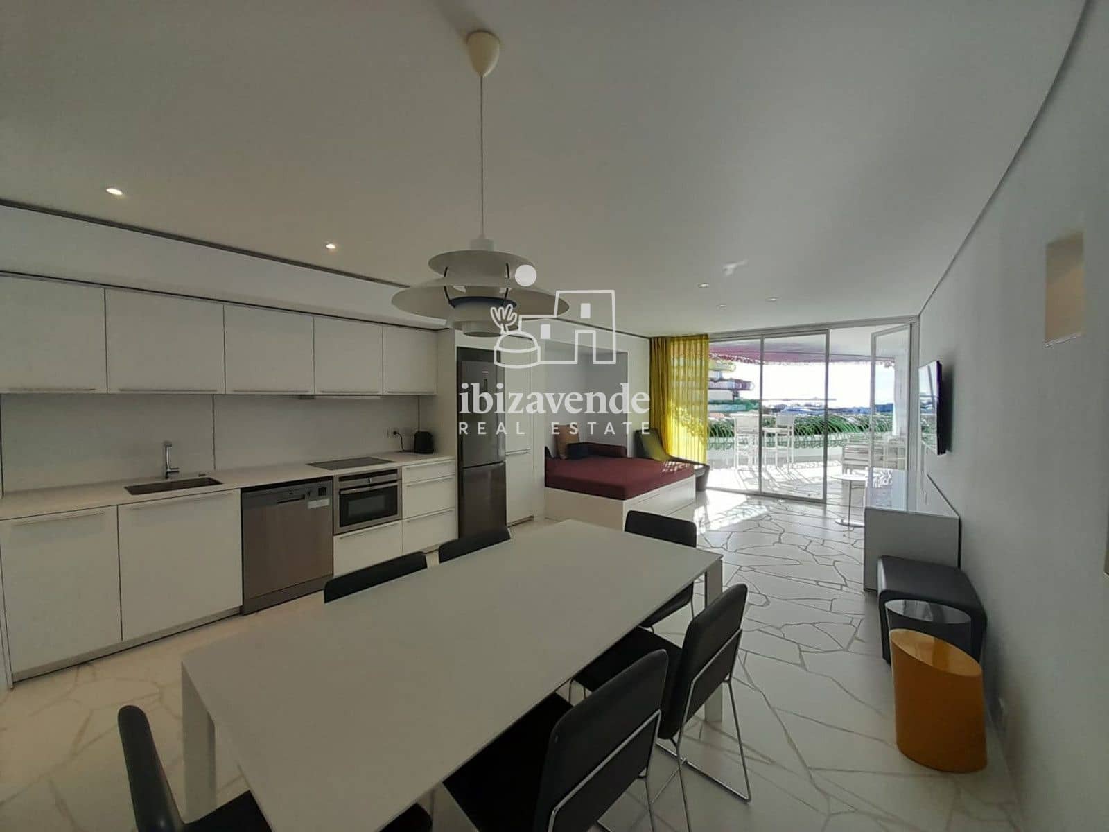 2 bedroom Flat for sale in Ibiza / Eivissa town with pool garage - € 1,220,000 (Ref: 9500745)