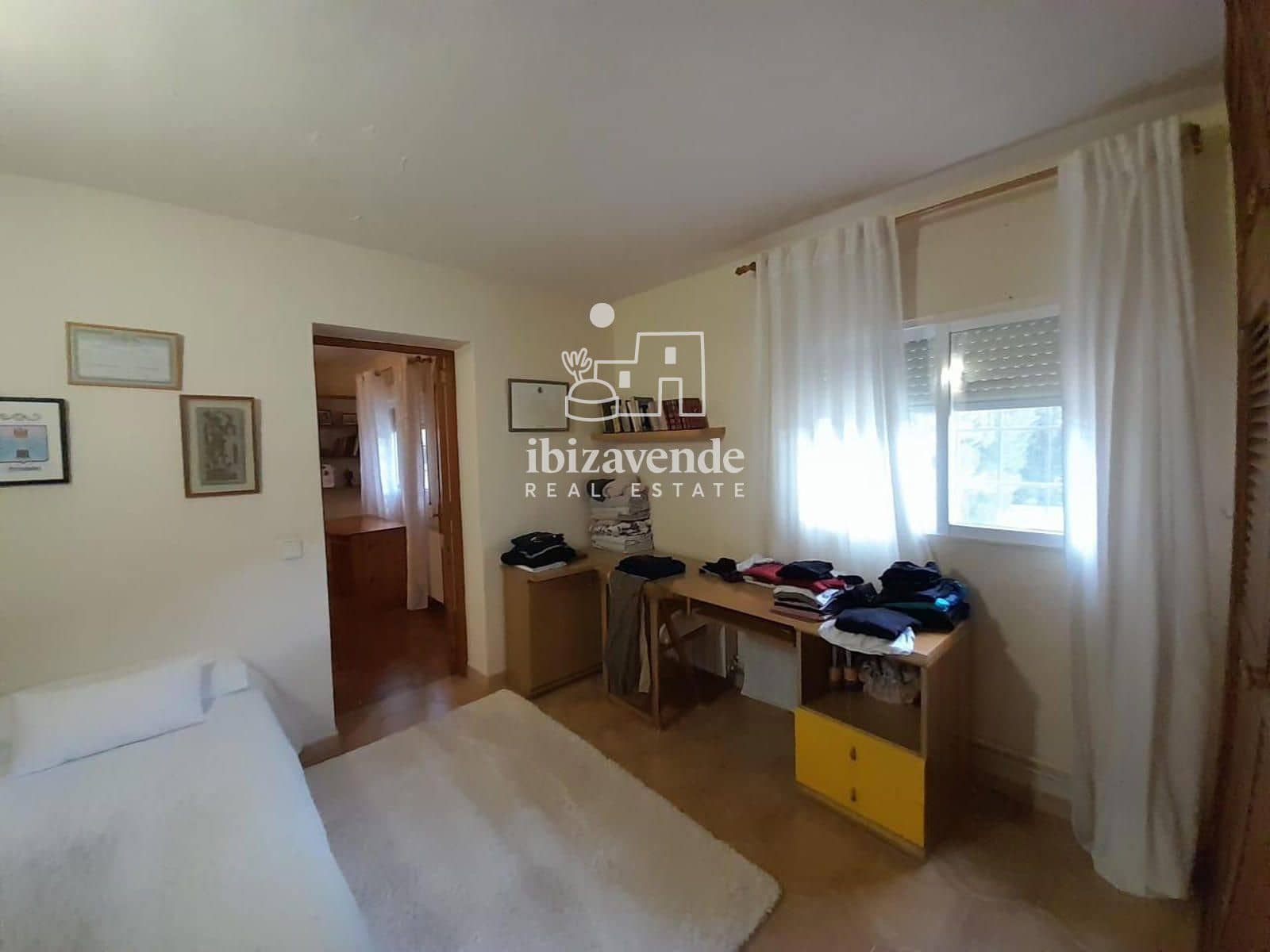 6 bedroom Villa for sale in Santa Eulalia / Santa Eularia with pool garage - € 2,690,000 (Ref: 9511386)