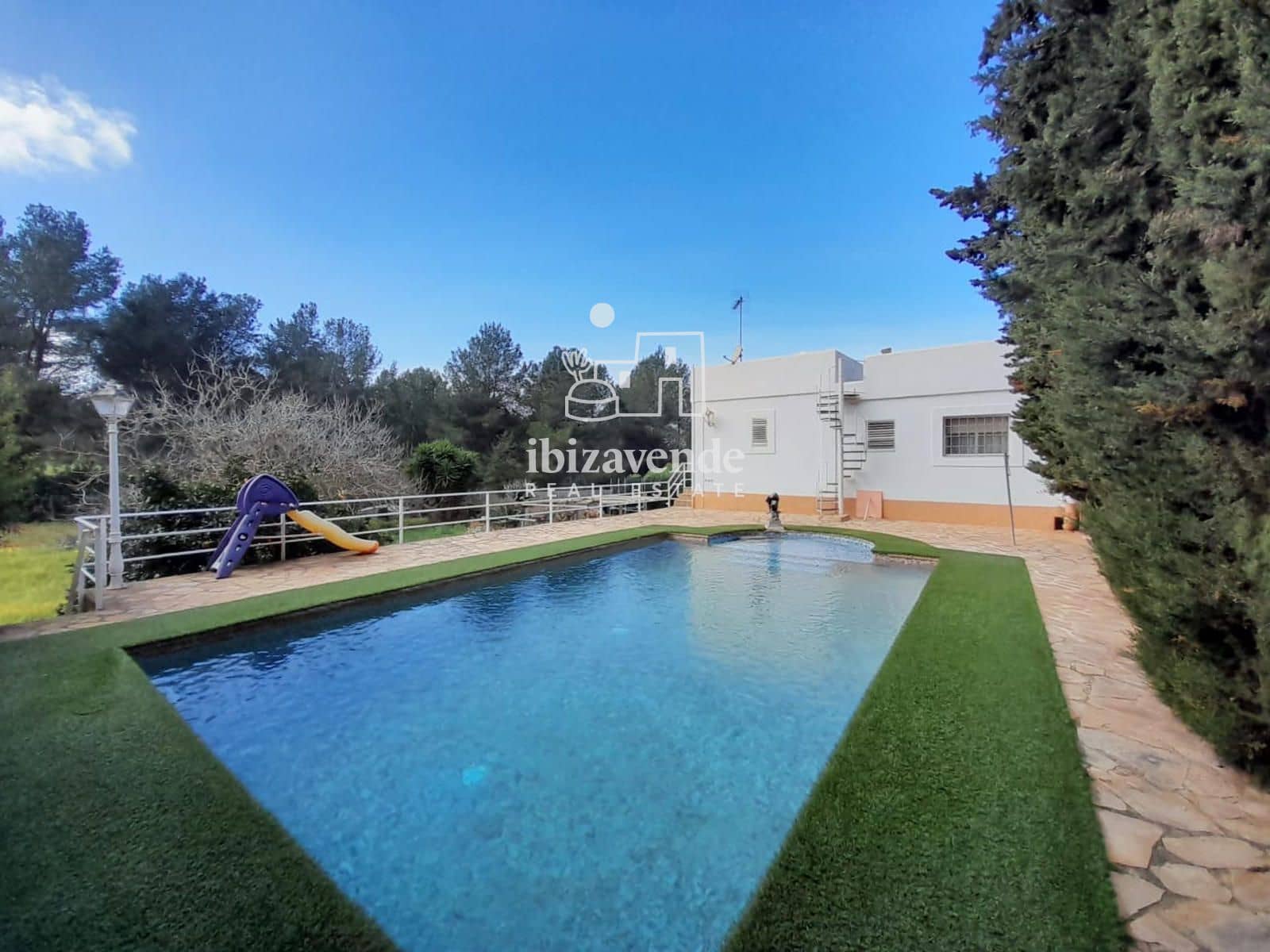 6 bedroom Villa for sale in Santa Eulalia / Santa Eularia with pool garage - € 2,690,000 (Ref: 9511386)