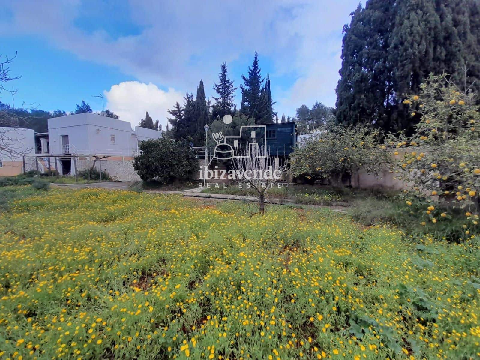 6 bedroom Villa for sale in Santa Eulalia / Santa Eularia with pool garage - € 2,690,000 (Ref: 9511386)