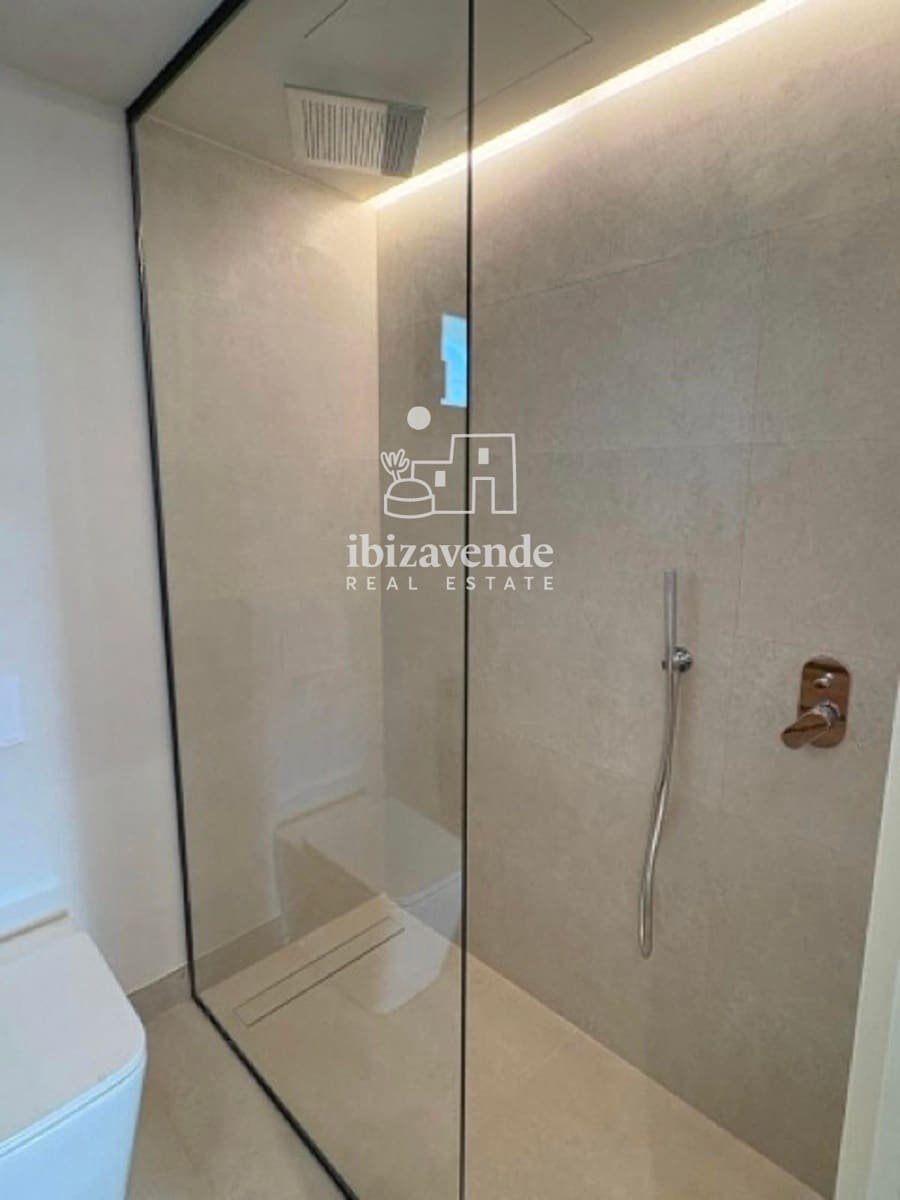 2 soveværelse Penthouse til leje i Cala Gracio med swimmingpool garage - € 1.500 (Ref: 9517866)