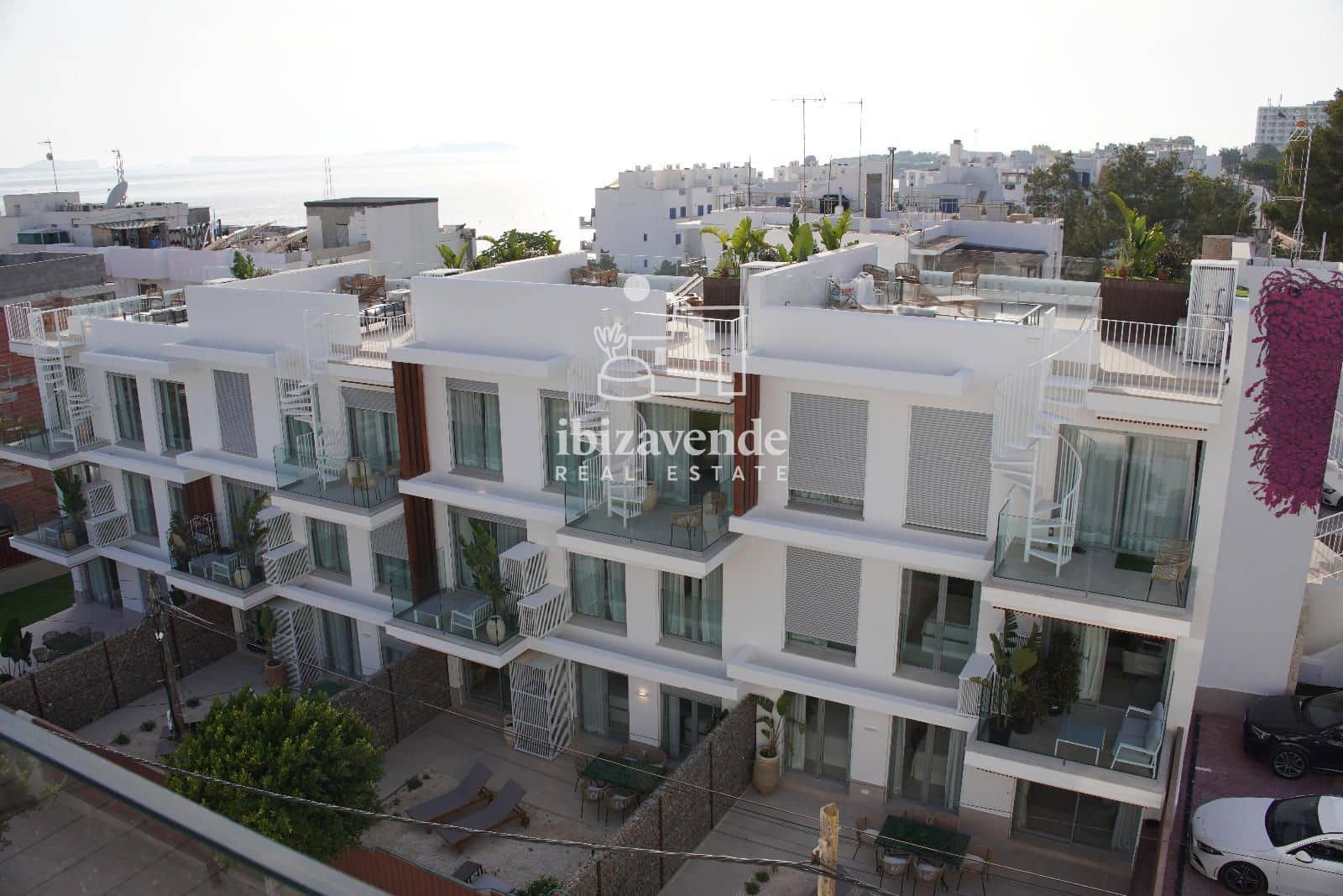 2 soveværelse Penthouse til leje i Cala Gracio med swimmingpool garage - € 1.500 (Ref: 9517866)