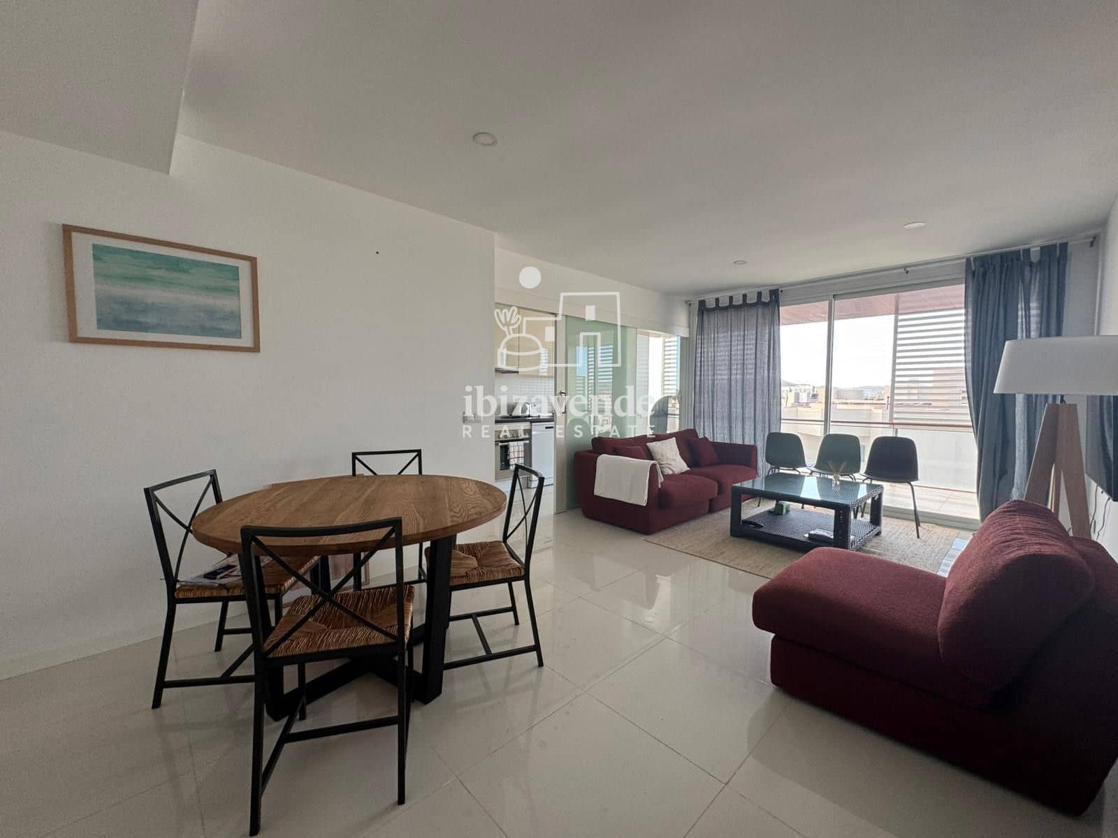 Piso de 2 habitaciones en Ibiza / Eivissa ciudad en alquiler con piscina garaje - 6.000 € (Ref: 9519395)