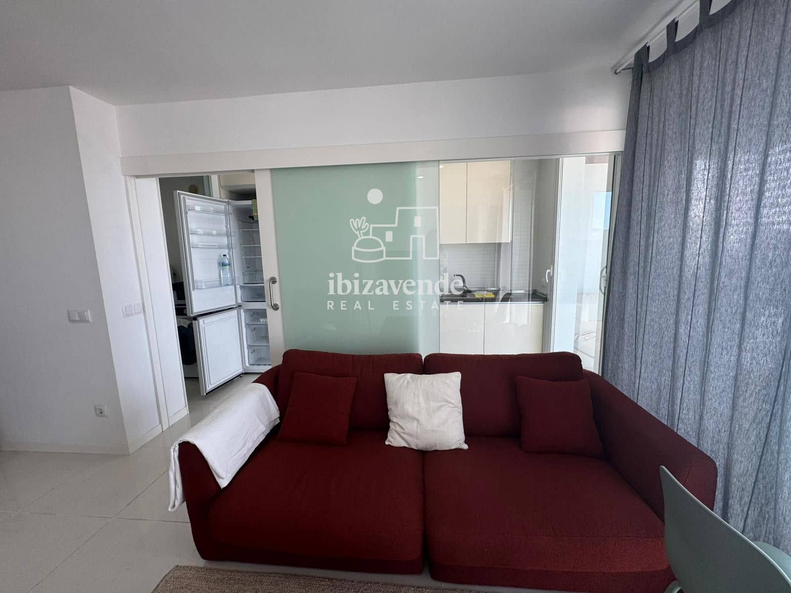Piso de 2 habitaciones en Ibiza / Eivissa ciudad en alquiler con piscina garaje - 6.000 € (Ref: 9519395)