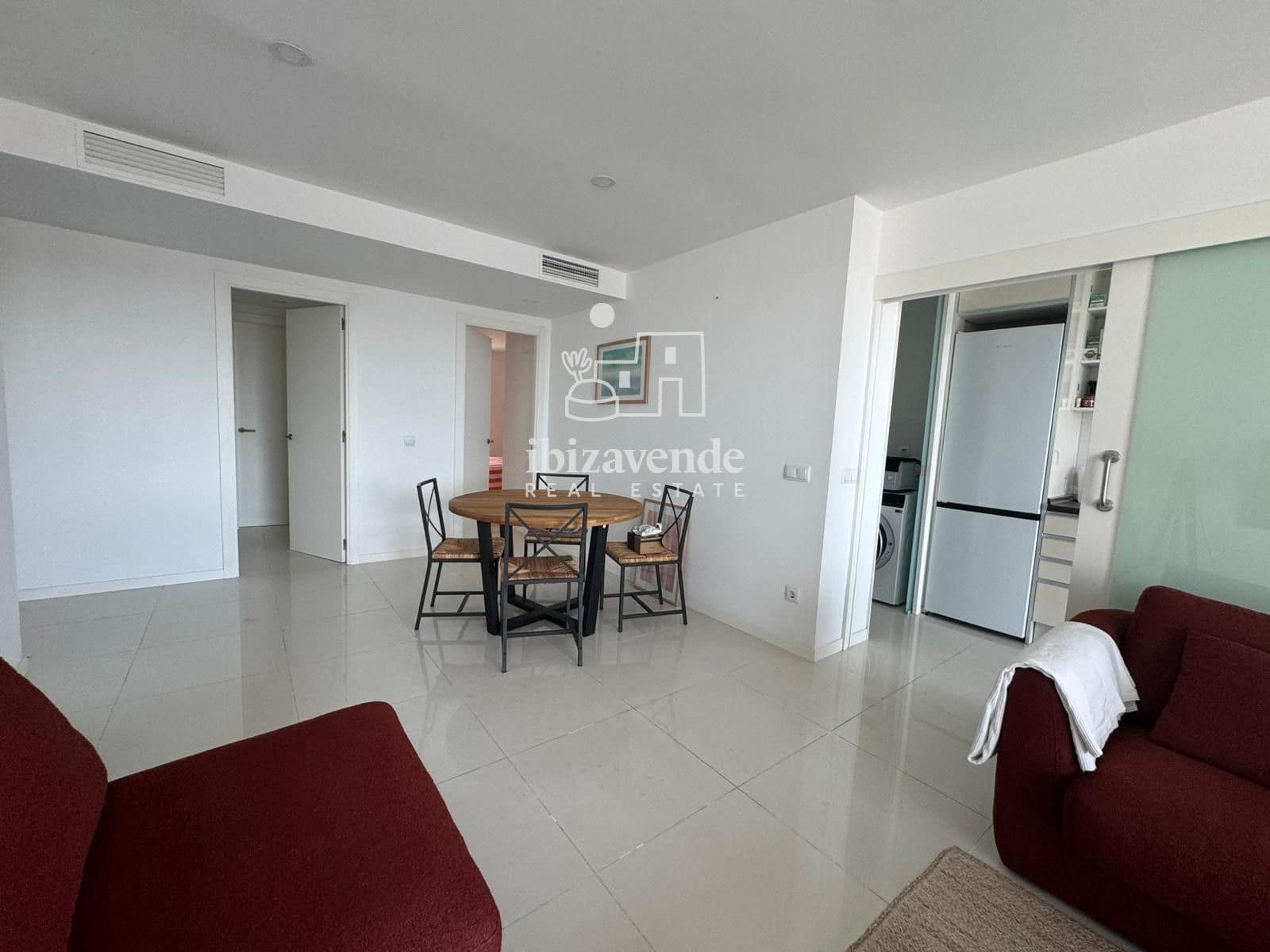 Piso de 2 habitaciones en Ibiza / Eivissa ciudad en alquiler con piscina garaje - 6.000 € (Ref: 9519395)