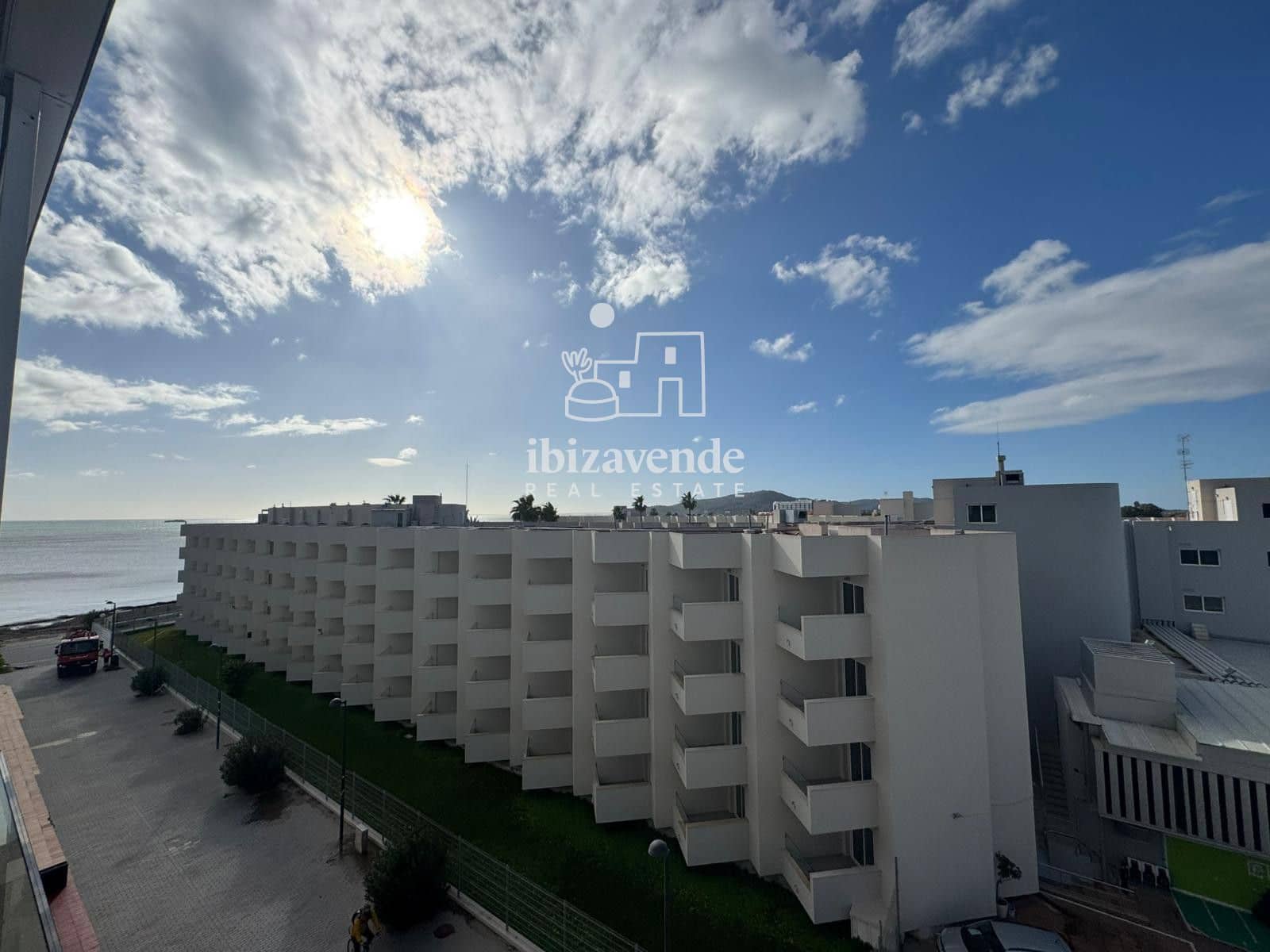 Piso de 2 habitaciones en Ibiza / Eivissa ciudad en alquiler con piscina garaje - 6.000 € (Ref: 9519395)