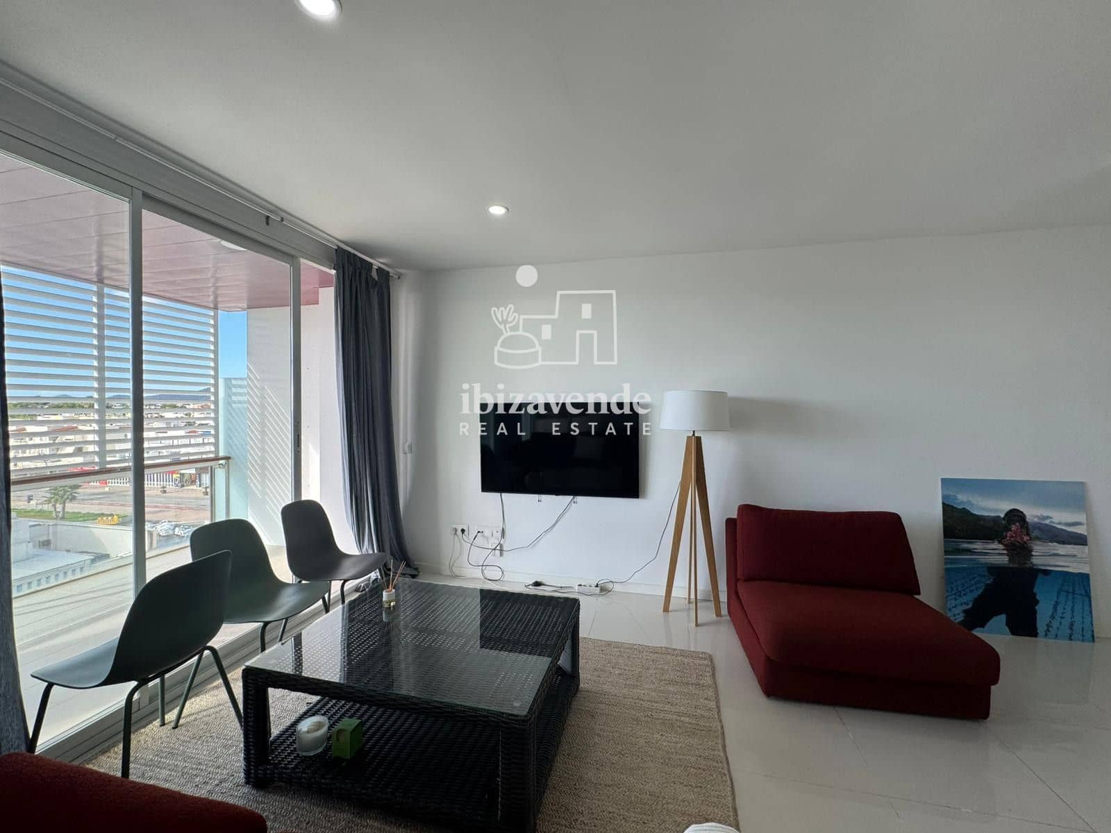 Piso de 2 habitaciones en Ibiza / Eivissa ciudad en alquiler con piscina garaje - 6.000 € (Ref: 9519395)