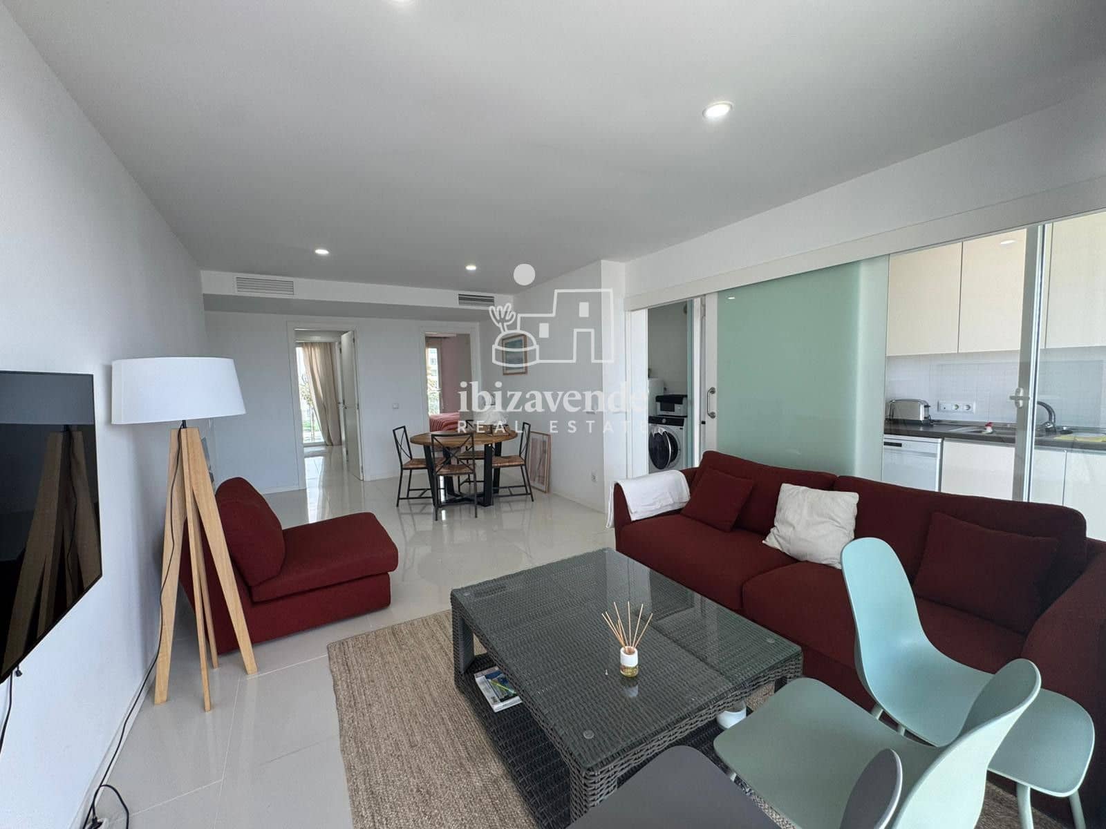 Piso de 2 habitaciones en Ibiza / Eivissa ciudad en alquiler con piscina garaje - 6.000 € (Ref: 9519395)