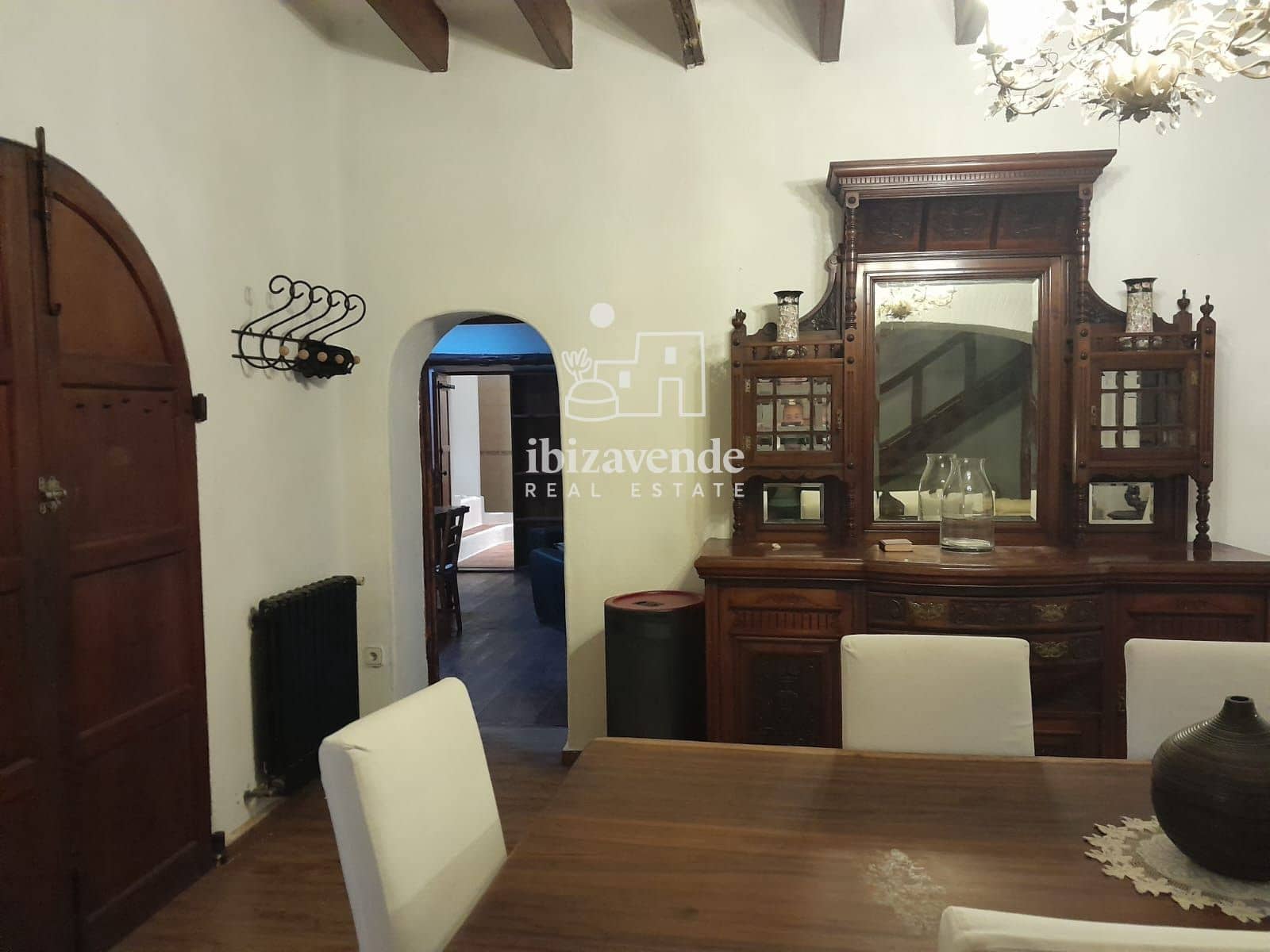 7 quarto Moradia para arrendar em Santa Eulalia / Santa Eularia com piscina garagem - 7 500 € (Ref: 9523588)