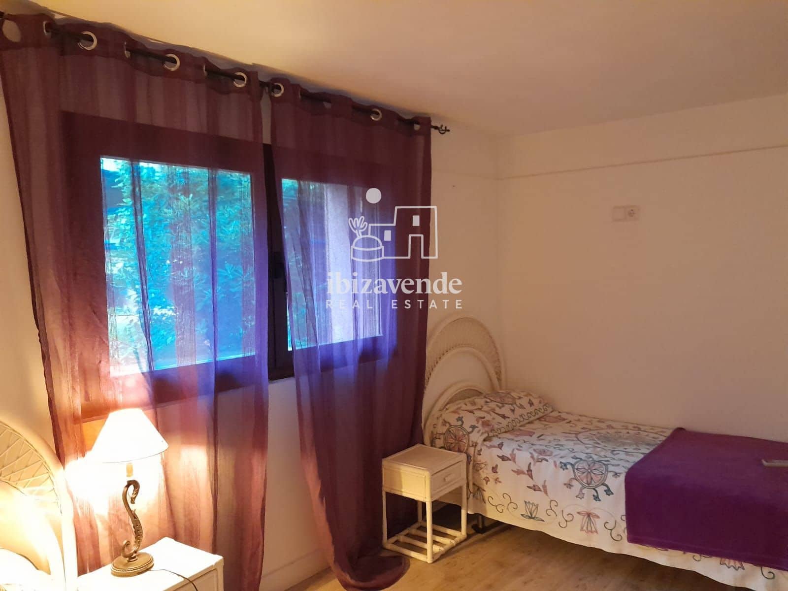 7 quarto Moradia para arrendar em Santa Eulalia / Santa Eularia com piscina garagem - 7 500 € (Ref: 9523588)