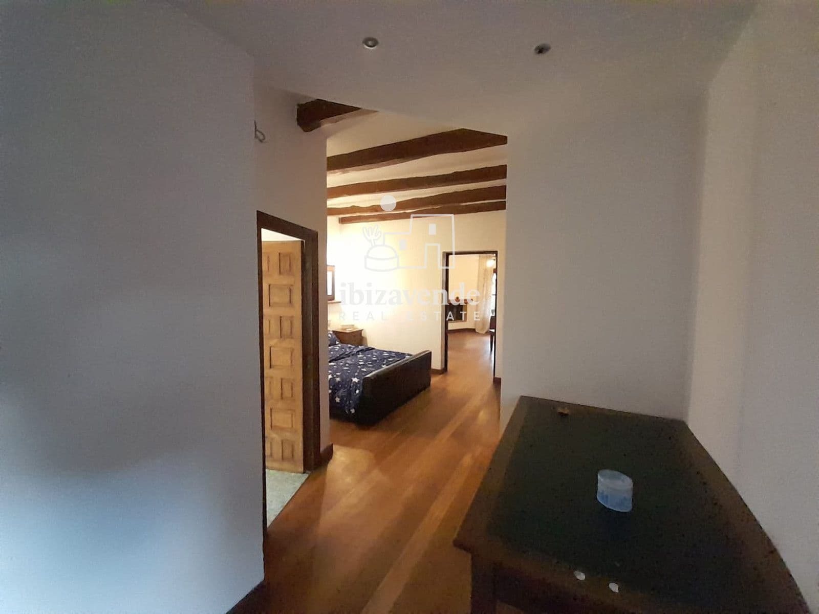 7 quarto Moradia para arrendar em Santa Eulalia / Santa Eularia com piscina garagem - 7 500 € (Ref: 9523588)