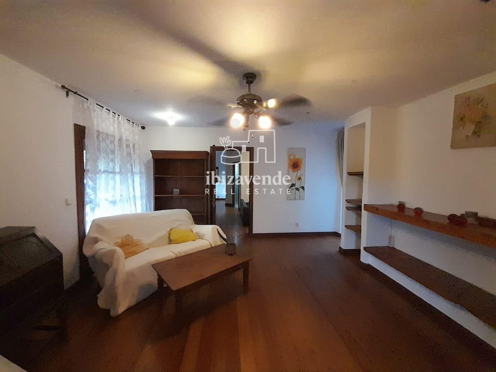 7 quarto Moradia para arrendar em Santa Eulalia / Santa Eularia com piscina garagem - 7 500 € (Ref: 9523588)