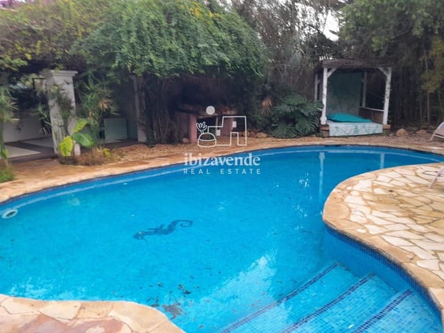 7 quarto Moradia para arrendar em Santa Eulalia / Santa Eularia com piscina garagem - 7 500 € (Ref: 9523588)