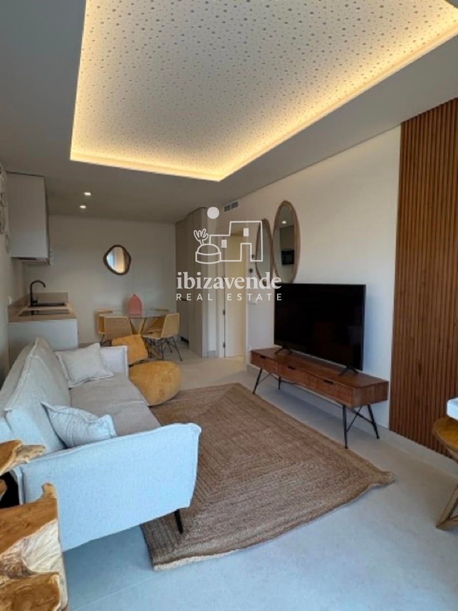 2 quarto Apartamento para arrendar em Cala Gracio com piscina garagem - 2 500 € (Ref: 9528047)