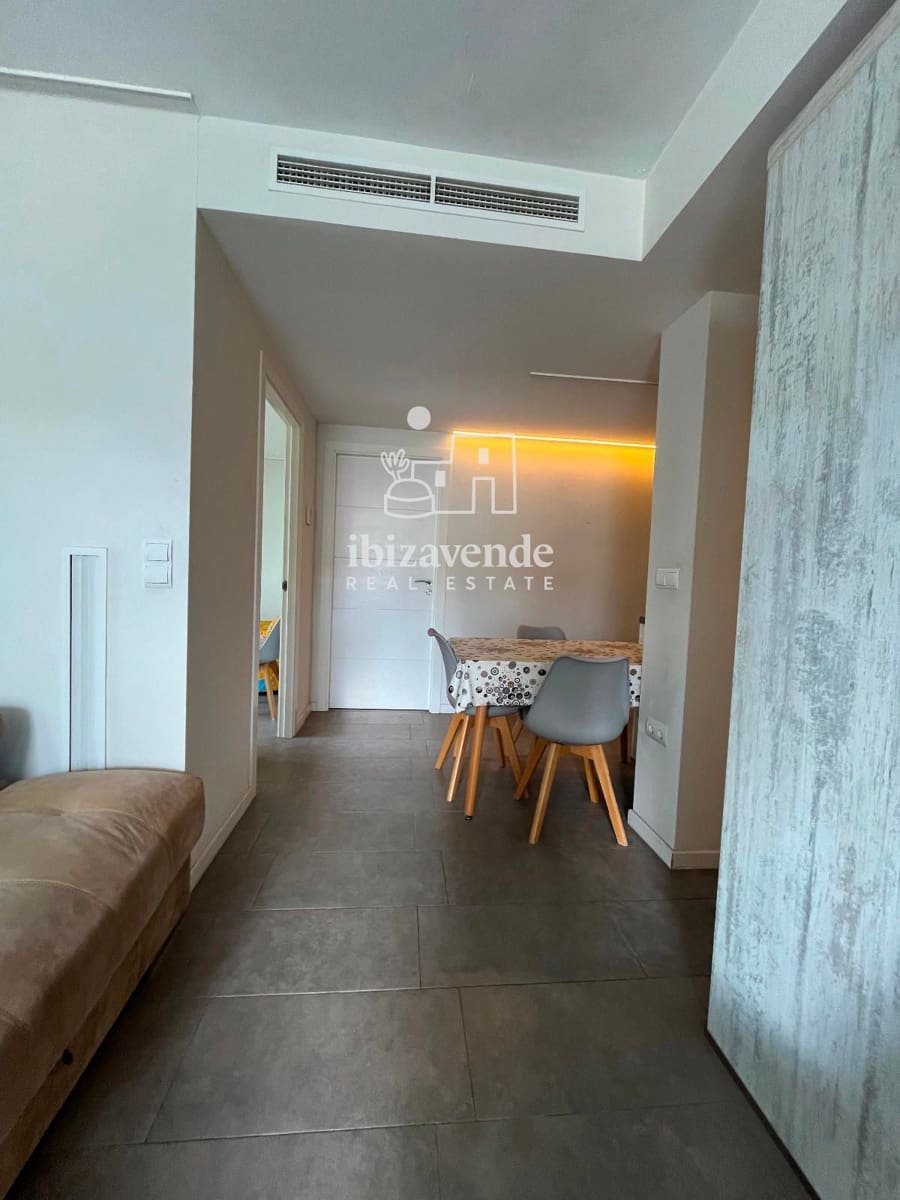 Ático de 2 habitaciones en Ibiza / Eivissa ciudad en alquiler con garaje - 1.300 € (Ref: 9532820)