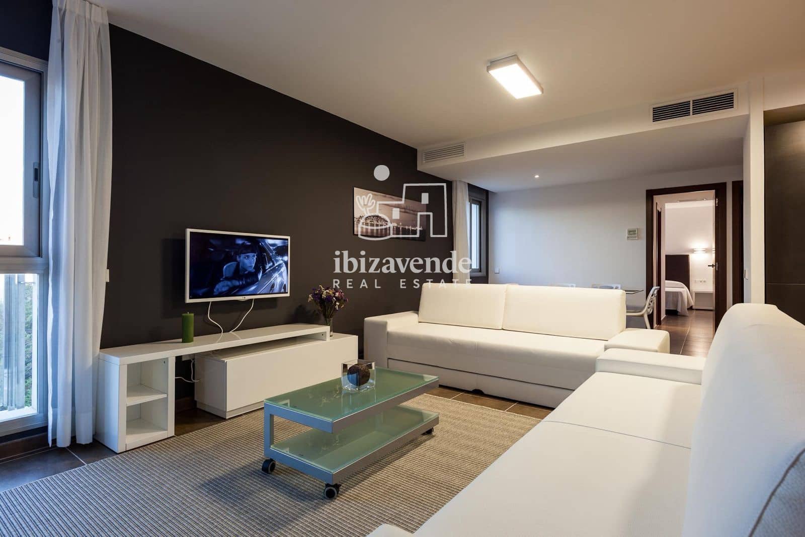 2 sypialnia Mieszkanie do wynajęcia w Cala Gracio z garażem - 3 000 € (Ref: 9534363)