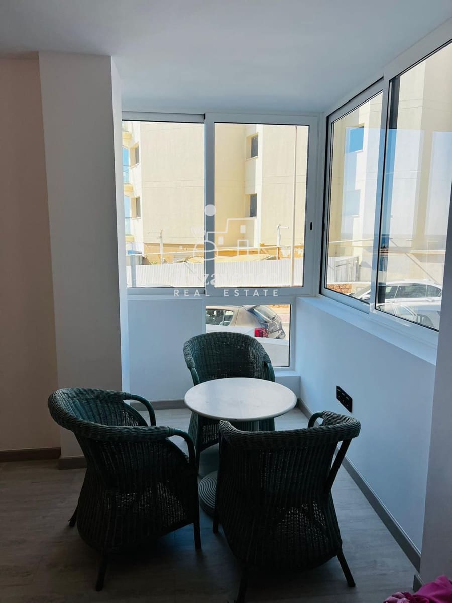 1 sypialnia Mieszkanie do wynajęcia w Sant Antoni de Portmany - 4 000 € (Ref: 9535121)