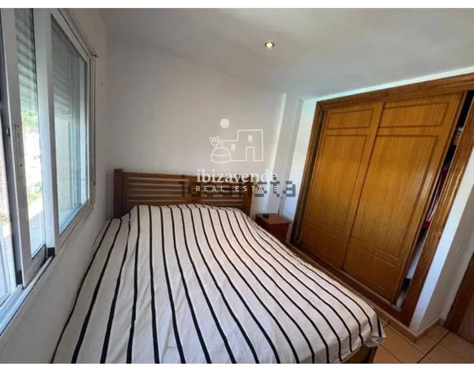 2 soverom Leilighet til leie i Sant Antoni de Portmany med svømmebasseng garasje - € 6 000 (Ref: 9539737)