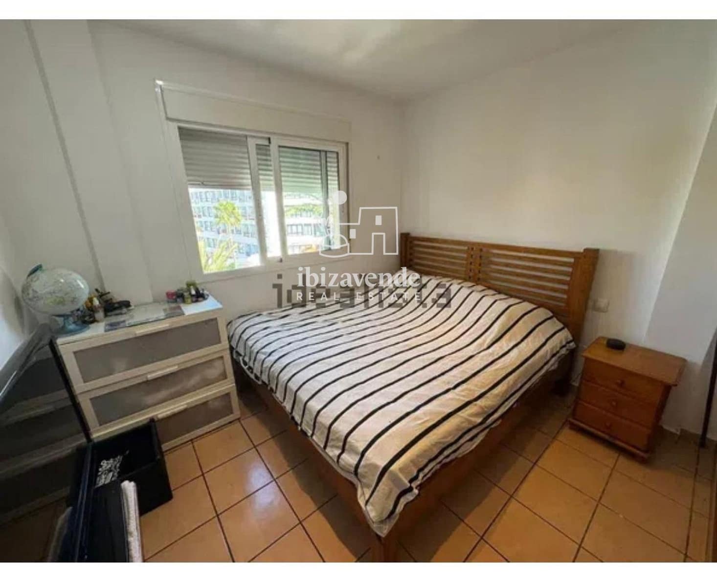 2 soverom Leilighet til leie i Sant Antoni de Portmany med svømmebasseng garasje - € 6 000 (Ref: 9539737)