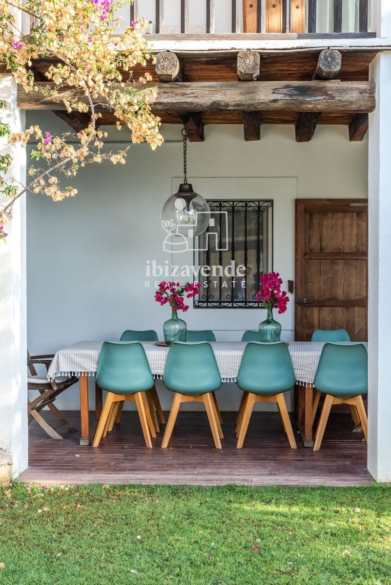 6 bedroom Villa for rent in Sant Jordi de Ses Salines with pool garage - € 10,000 (Ref: 9559811)