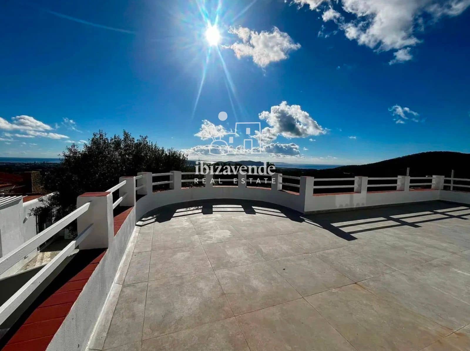 2 bedroom Villa for rent in Sant Jordi de Ses Salines with pool garage - € 2,700 (Ref: 9565481)