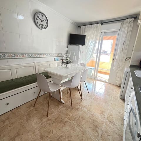 4 soveværelse Lejlighed til salg i Ibiza by med garage - € 895.000 (Ref: 9565482)
