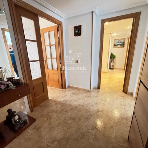 4 soveværelse Lejlighed til salg i Ibiza by med garage - € 895.000 (Ref: 9565482)