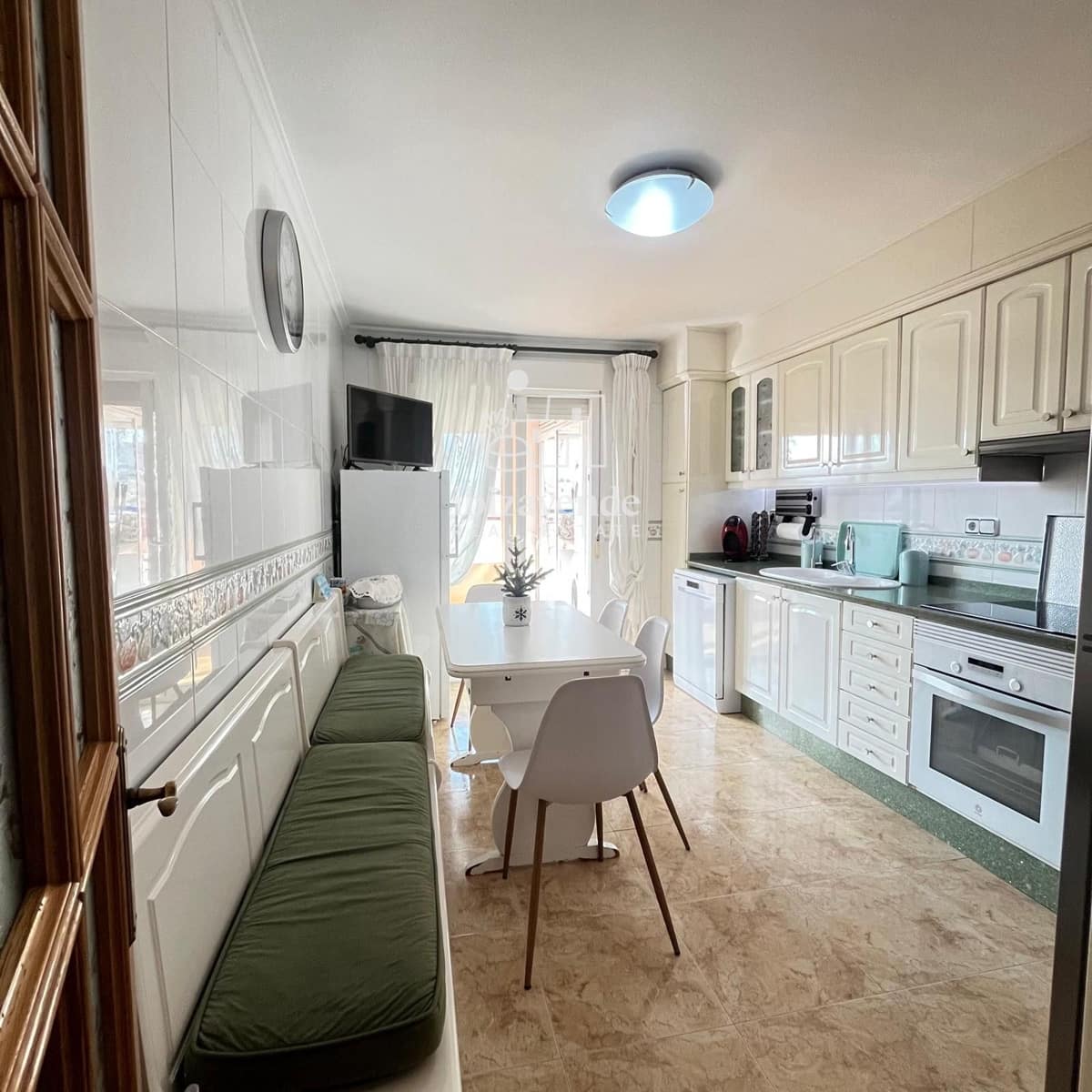 4 sovrum Lägenhet till salu i Ibiza stad med garage - 895 000 € (Ref: 9565482)