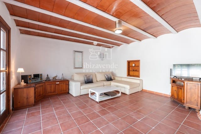 3 sovrum Villa till salu i La Siesta, Santa Eulalia / Santa Eularia - 750 000 € (Ref: 9565483)