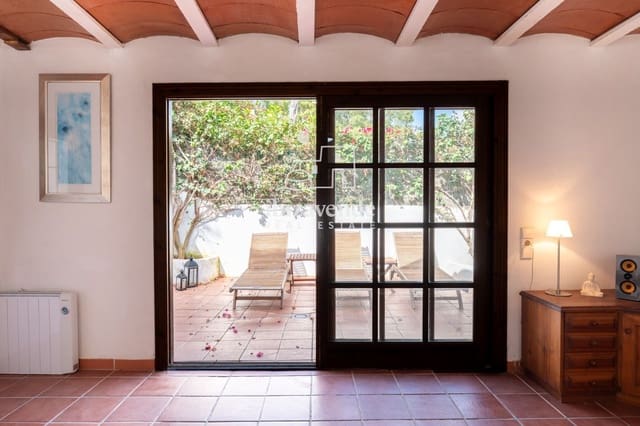 3 sovrum Villa till salu i La Siesta, Santa Eulalia / Santa Eularia - 750 000 € (Ref: 9565483)